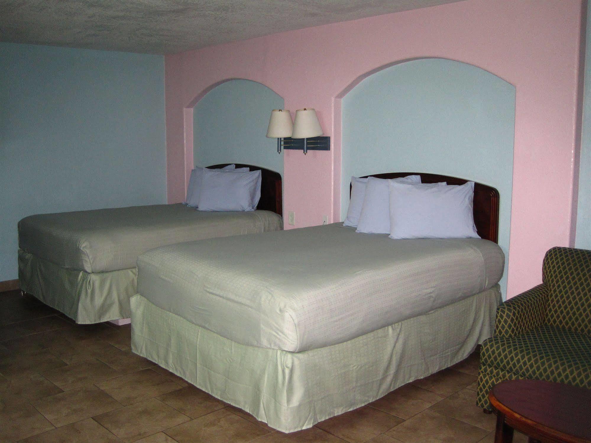Pinn Road Inn And Suites Lackland Afb And Seaworld San Antonio Ngoại thất bức ảnh
